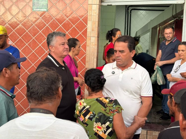 Gestão Almir: Entrega de Peixes beneficia cerca de 7.500 famílias na sede e em 47 povoados de Barrocas