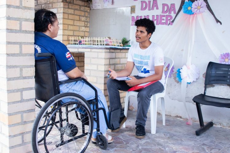 Programa de Educação Tutorial de Odontologia da UEFS, em parceria com a Secretaria Municipal de Saúde, realiza atividade nas Unidades de Saúde da Família de Serrinha 1 Programa de Educação Tutorial de Odontologia da UEFS, em parceria com a Secretaria Municipal de Saúde, realiza atividade nas Unidades de Saúde da Família de Serrinha