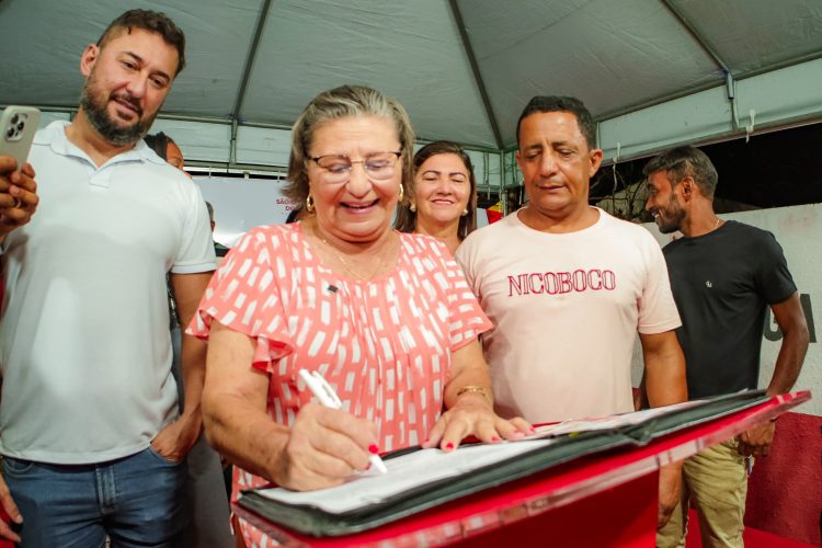 São Sebastião do Passé: Prefeita Nilza da Mata Assina Ordem de Serviço para Demolição e Construção da Nova Escola Professor Edgar Santos em Maracangalha 1 São Sebastião do Passé: Prefeita Nilza da Mata Assina Ordem de Serviço para Demolição e Construção da Nova Escola Professor Edgar Santos em Maracangalha