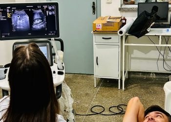 Ex-prefeito não fez, mas atual prefeito Almir de Maciel vai e faz: Hospital Municipal de Barrocas agora conta com aparelho de ultrassonografia