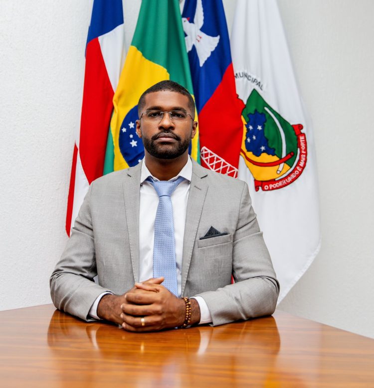 Rosevaldo Adorno em Candeias promove acolhimento humanizado para pacientes com câncer através de equipe multidisciplinar