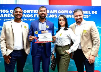 Prefeito de Candeias, Eriton Ramos, estreia no primeiro São João do município com destaque e reconhecimento pela sua gestão transparente 10 Prefeito de Candeias, Eriton Ramos, estreia no primeiro São João do município com destaque e reconhecimento pela sua gestão transparente