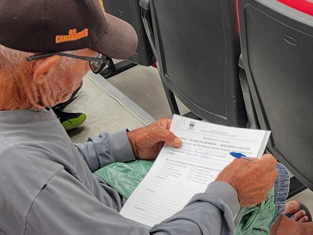 Prefeito Júnior Piaggio lidera audiência pública em Ipecaetá com forte participação dos munícipes 3 governodagente photo 1752509346240