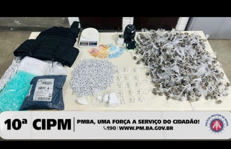 PETO da 10ª CIPM de Candeias realiza operação e prende suspeito por tráfico de drogas com grande apreensão de materiais ilícitos