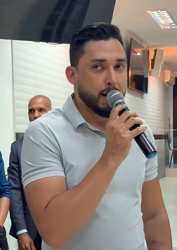 Prefeito de Conceição da Feira, João de Furão, exalta trabalho de Angelo Coronel e reafirma apoio na busca por melhorias para os municípios