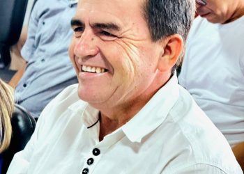 Prefeito de Barrocas, Almir de Maciel, destaca-se na assembleia dos prefeitos da CONSISAL pelos 15 anos do consórcio 4 Prefeito de Barrocas, Almir de Maciel, destaca-se na assembleia dos prefeitos da CONSISAL pelos 15 anos do consórcio