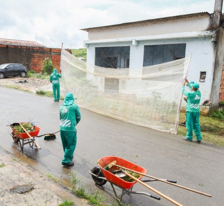 Prefeito Eriton Ramos e Secretário Alan Cássio lideram projeto de mutirão na cidade de Candeias