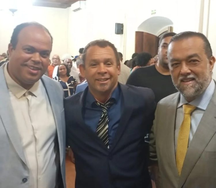 Santo Amaro: Vereador aliadíssimo de Flaviano cai na rede da Justiça eleitoral, tem mandato cassado e abre oportunidade para suplente de oposição