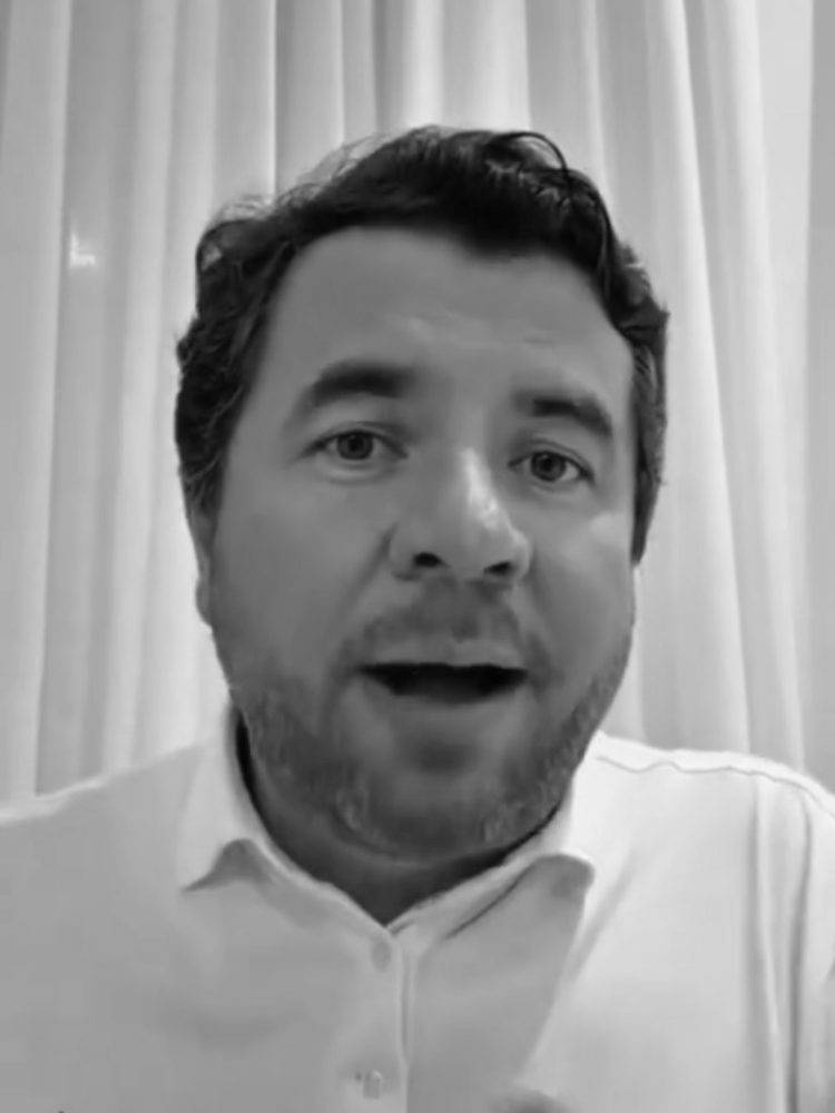 Entre Rios: Prefeitura Descobre que Dívidas Têm Sede Própria e o Passado é o Novo Bode Expiatório