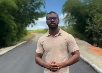 Atuação de Rosevaldo Adorno resulta na tão sonhada recuperação da BA-522 em Candeias 5 Atuação de Rosevaldo Adorno resulta na tão sonhada recuperação da BA-522 em Candeias